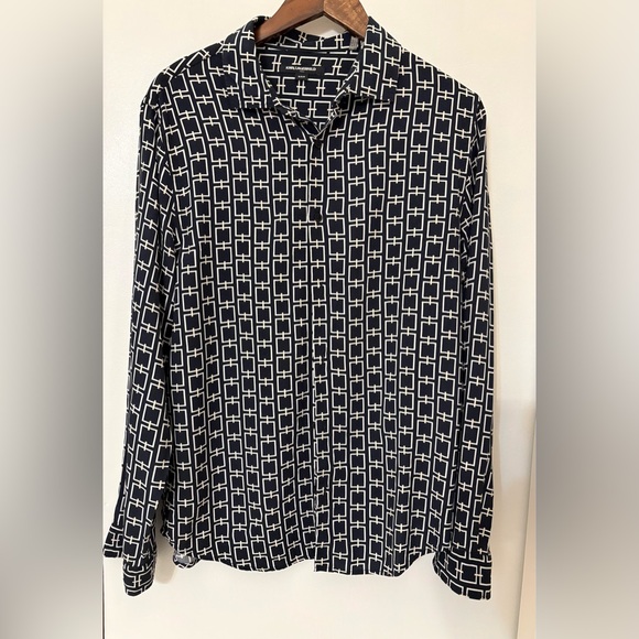Karl Lagerfeld Tops - Karl Lagerfeld Black and White Geometric Button-Down Shirt Size:M
